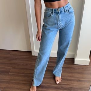 STRAIGHT LEG JEANS